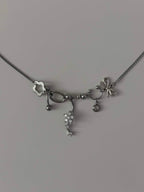 Ivory Bloom Necklace