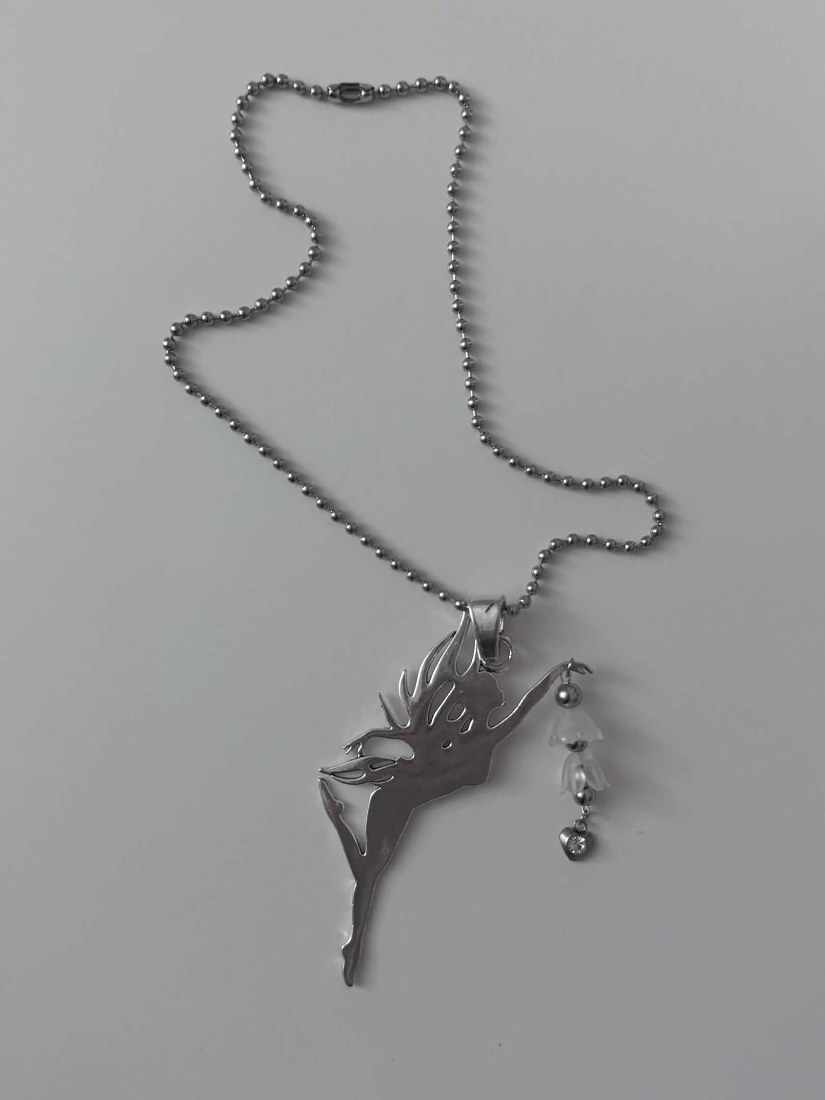 Faelune Necklace